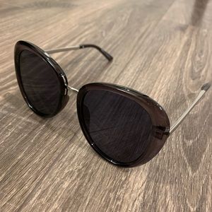 Urban Outfitters Rounded Sunglasses